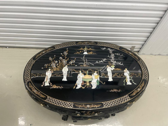 Image 1 of Table basse chinoise avec tabourets