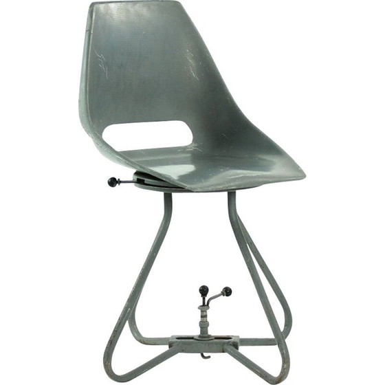 Image 1 of Chaises de tramway vintage en fibre de verre et métal gris par Miroslav Navratil 1960
