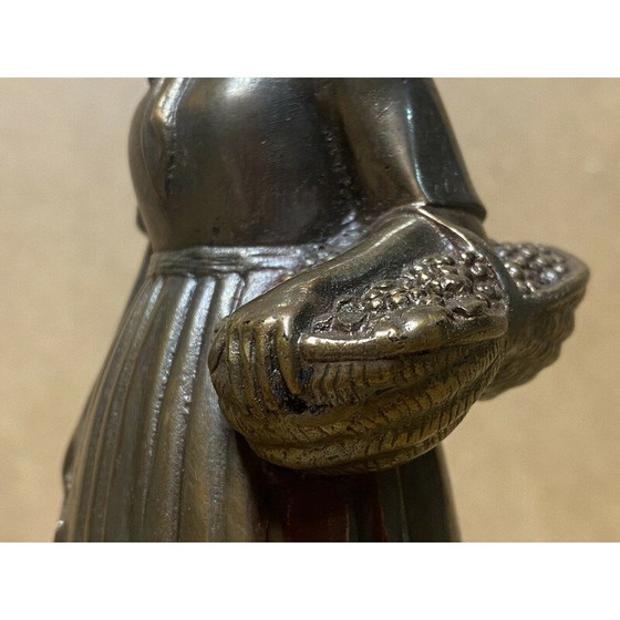 Image 1 of Sculpture vintage La Bourguignonne en bronze par Albert David, 1940-1950