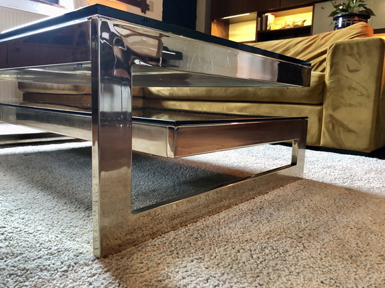 Image 1 of Table basse design plaquée or 23 carats