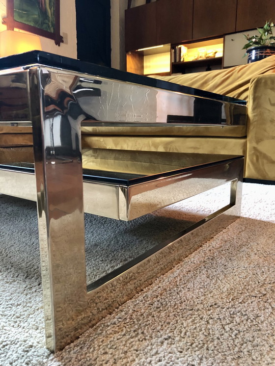 Image 1 of Table basse design plaquée or 23 carats