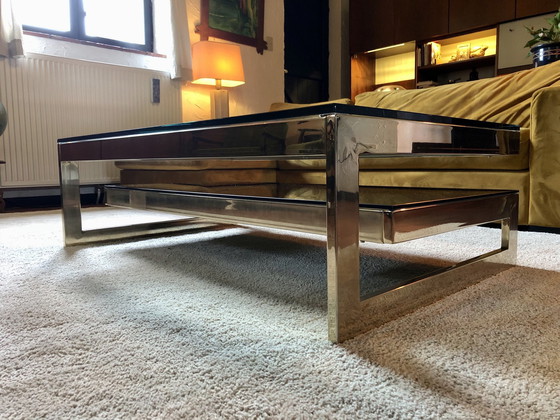 Image 1 of Table basse design plaquée or 23 carats