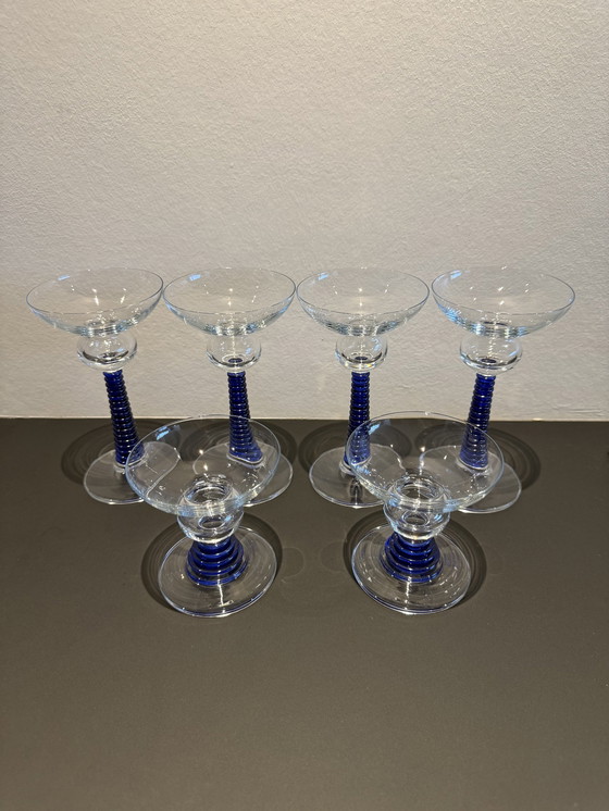 Image 1 of 6 verres Art Déco bleu années 30