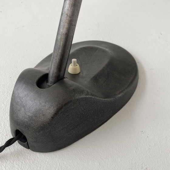 Image 1 of Ancienne Lampe De Bureau Allemande Bauhaus