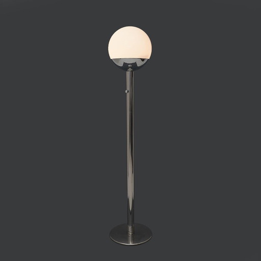 Lampadaire en métal chromé et verre par Luci, 1970S