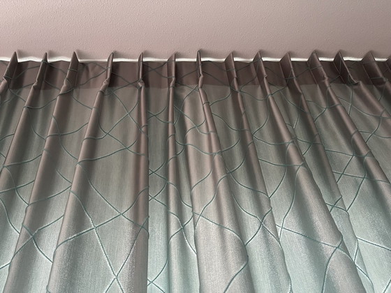 Image 1 of Rideaux gris clair avec fil bleu