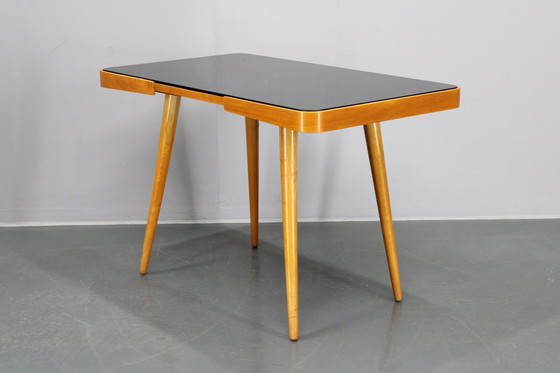 Image 1 of 1960S Table basse en hêtre avec plateau en verre , Tchécoslovaquie