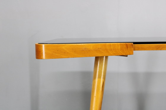 Image 1 of 1960S Table basse en hêtre avec plateau en verre , Tchécoslovaquie