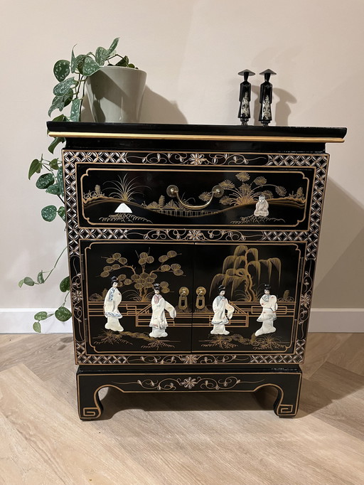 Cabinet chinois