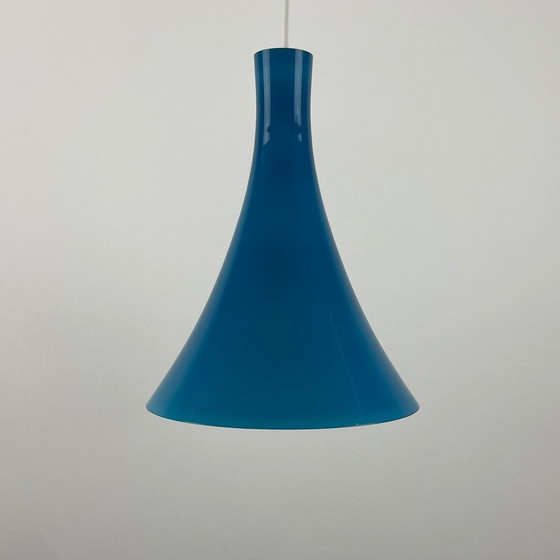 Image 1 of Rare lampe suspendue en verre bleu Tokyo par Wilhelm Braun-Feldweg pour Peill & Putzler 1960