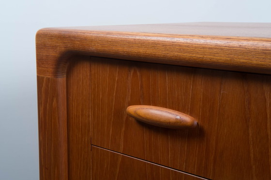 Image 1 of Commode Dyrlund Xl