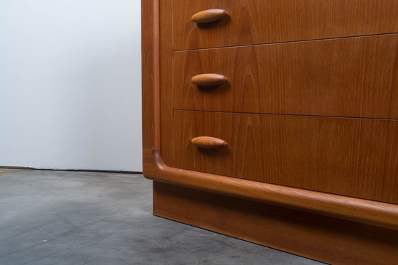 Image 1 of Commode Dyrlund Xl