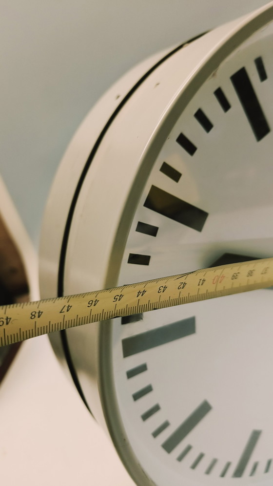 Image 1 of Horloge industrielle double face Siemens Horloge scolaire