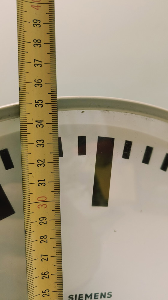 Image 1 of Horloge industrielle double face Siemens Horloge scolaire