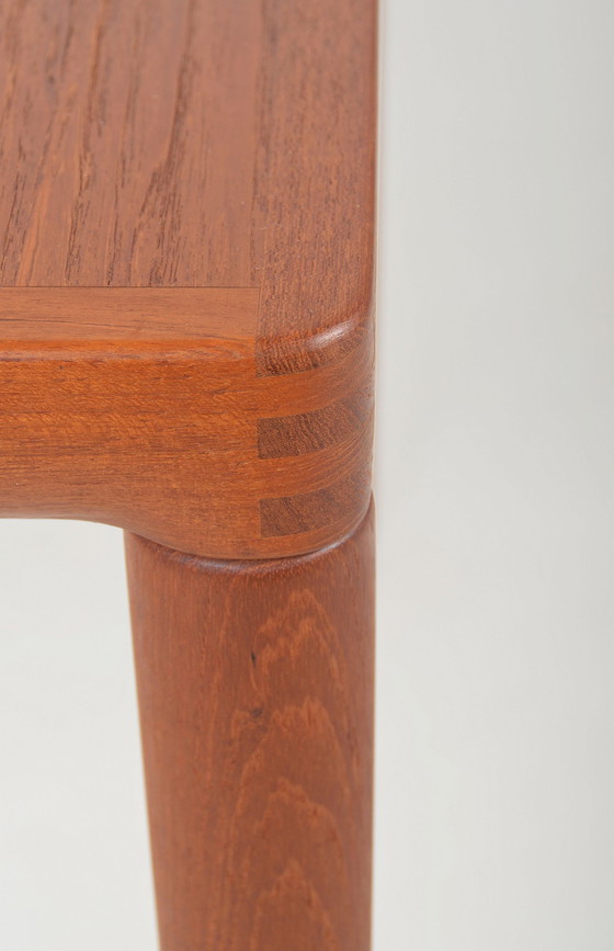 Image 1 of Table d'appoint danoise conçue par H.W. Klein pour Bramin, années 1960