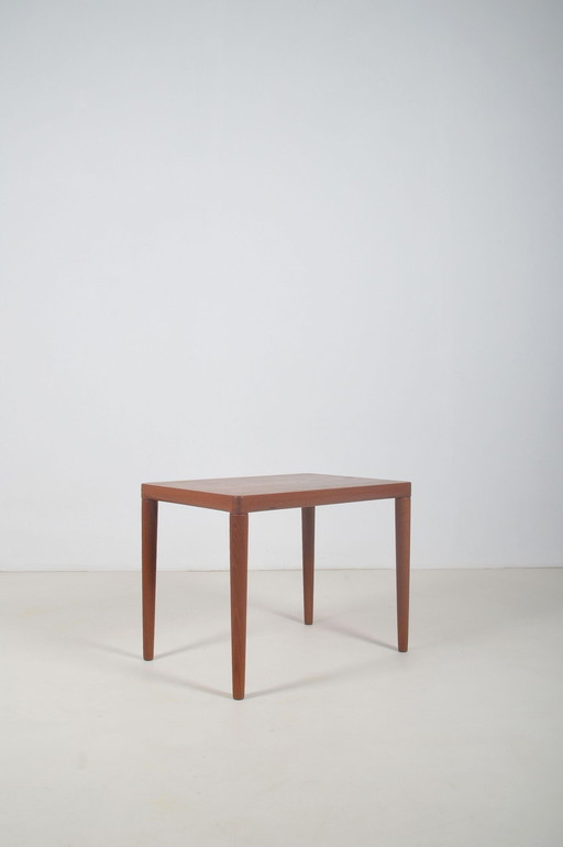 Table d'appoint danoise conçue par H.W. Klein pour Bramin, années 1960