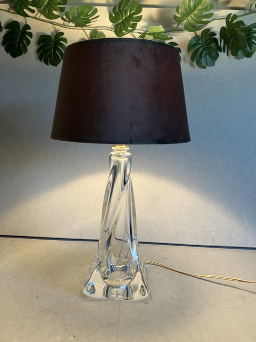 Lampe de table en verre cristal Val Saint Lambert avec abat-jour.