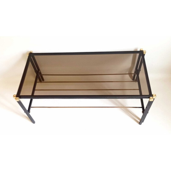 Image 1 of Table basse vintage avec porte-revues en verre fumé, métal et laiton, 1960