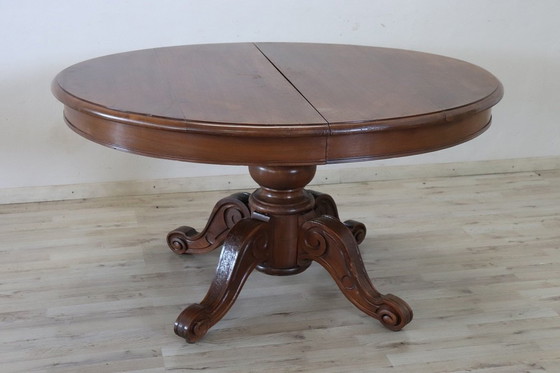 Image 1 of Table de salle à manger extensible en bois antique