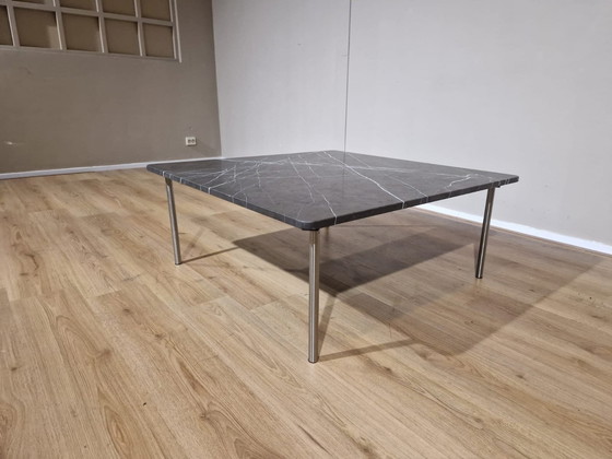 Image 1 of Rolf Benz 971 Table basse design carré en marbre