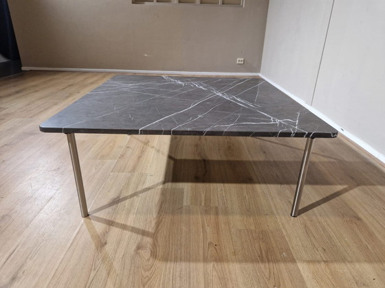 Image 1 of Rolf Benz 971 Table basse design carré en marbre