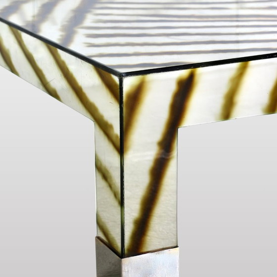 Image 1 of Table basse zébrée en plexiglas, 1980