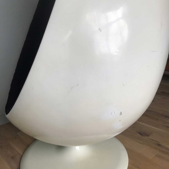 Image 1 of Fauteuil Ovalia Thor-Larsen vintage 1970