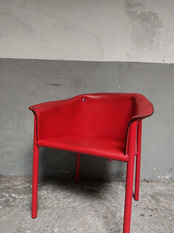 Image 1 of Fauteuil en cuir rouge Memphis Style