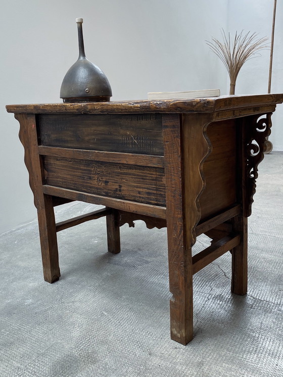 Image 1 of Commode ancienne de Chine en bois massif d'orme avec tiroirs, Vers 1900 Dynastie Qing