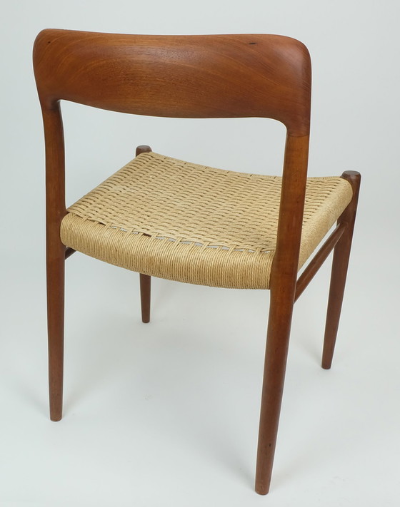 Image 1 of No. 2 Of 2 - Chaise moderne danoise Modèle 75 Niels O. Moeller Bois de teck Siège en papier tissé 1960S