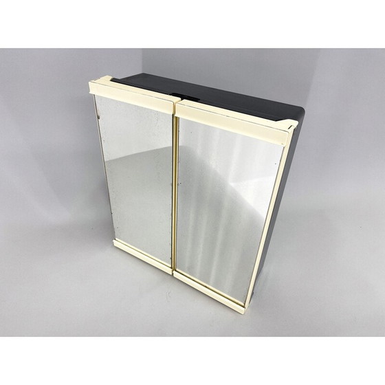 Image 1 of Armoire murale vintage en plastique avec miroir pour salle de bain, 1960