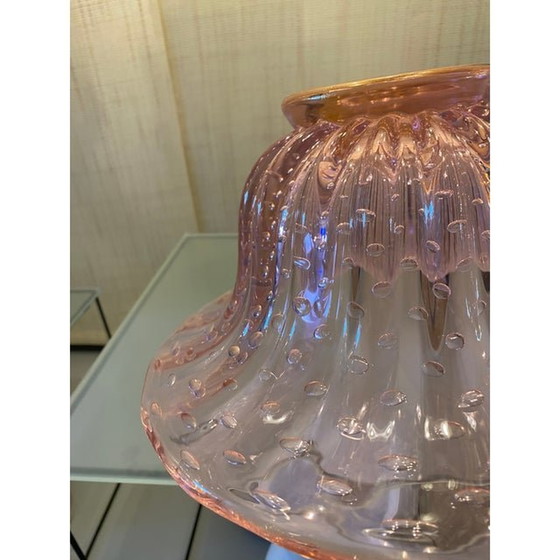 Image 1 of Vase contemporain fait main en verre de Murano rose avec boules d'air