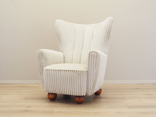 Fauteuil crème, design scandinave, production : Danemark