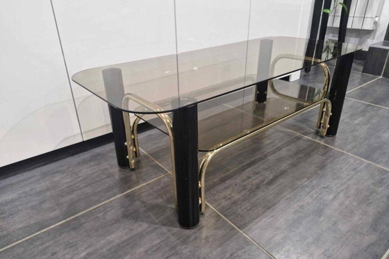 Image 1 of Table Basse Vintage Métal Doré Et Verres Fumés Années 1970
