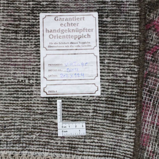 Image 1 of Tapis persan vintage 202x124