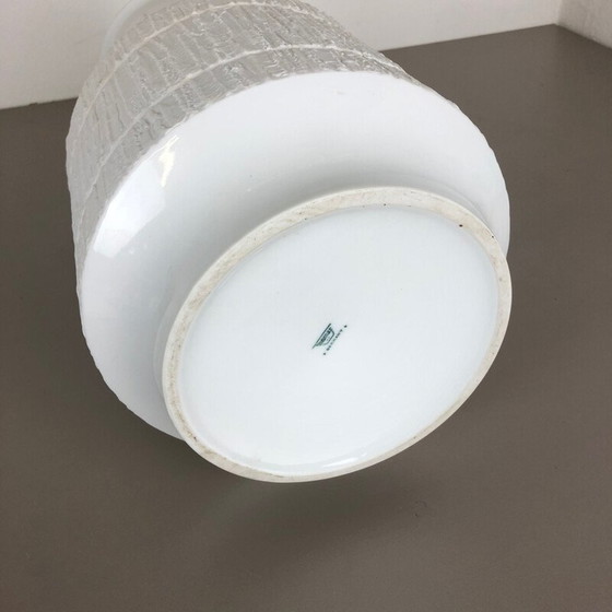 Image 1 of Vase vintage en porcelaine blanche Op Art par Richard Scharrer pour Thomas, Allemagne 1970