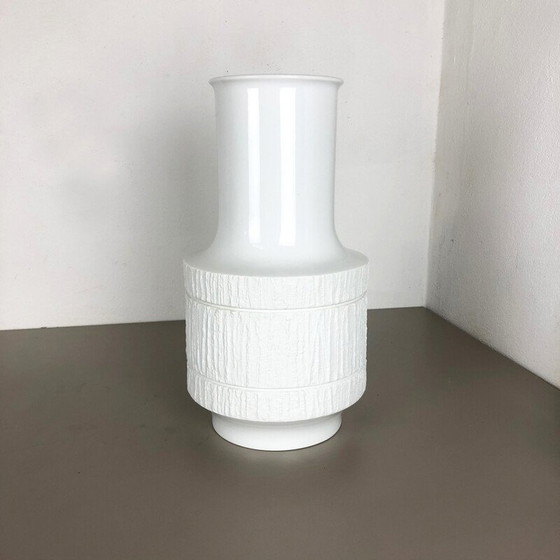 Image 1 of Vase vintage en porcelaine blanche Op Art par Richard Scharrer pour Thomas, Allemagne 1970
