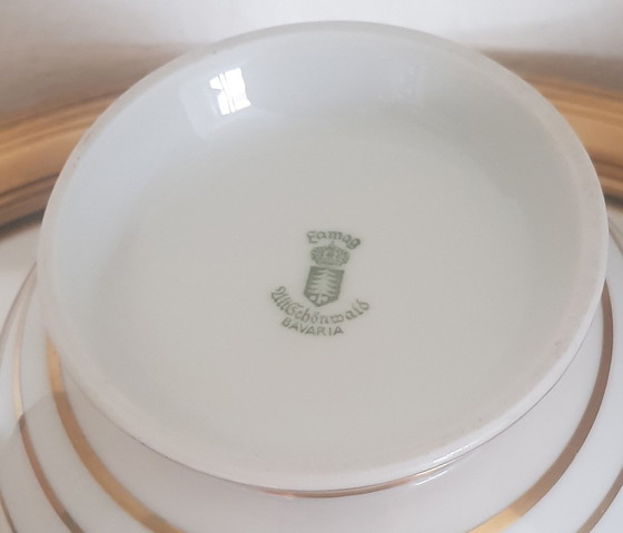 Image 1 of Vase en porcelaine dorée d'Alt Schoenwald