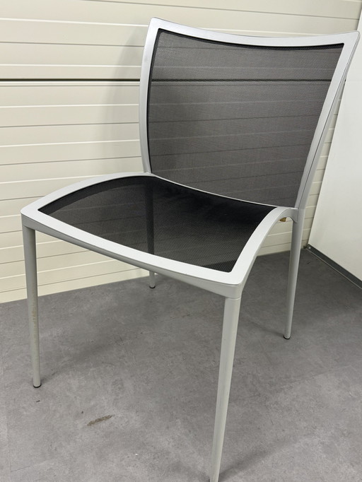 4X Chaise Zanotta Zilli pour l'intérieur et l'extérieur