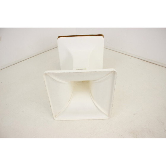 Image 1 of Tabouret vintage en plastique, Hongrie 1970