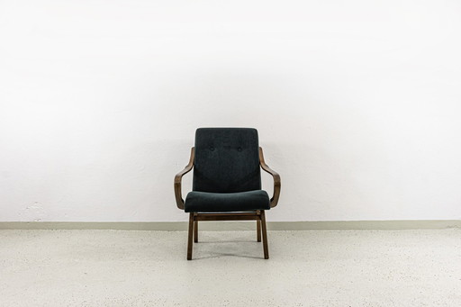 Fauteuil de Jaroslav Šmídek pour Ton, Tchécoslovaquie, années 1960