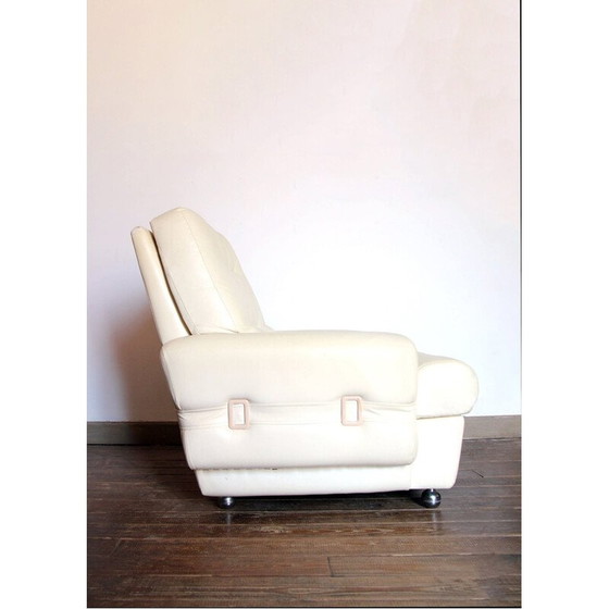Image 1 of Fauteuil vintage en skaï blanc crème, 1970