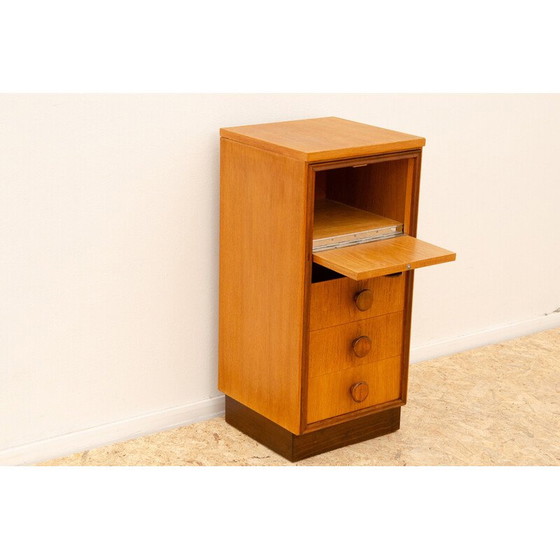 Image 1 of Commode vintage en bois de chêne pour cheminée Up Závody, Tchécoslovaquie 1958