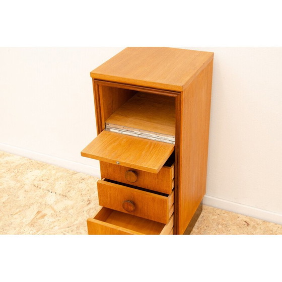 Image 1 of Commode vintage en bois de chêne pour cheminée Up Závody, Tchécoslovaquie 1958