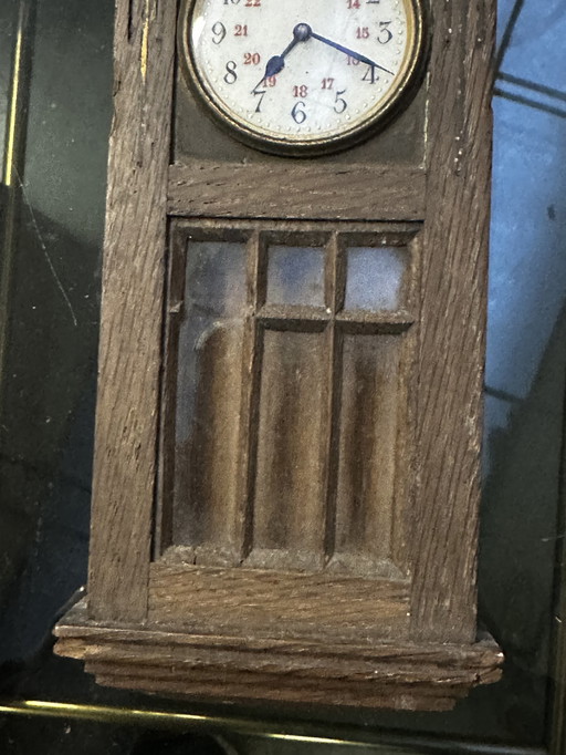 Ancienne Petite Horloge Murale H 21 Cm - Non Testée 