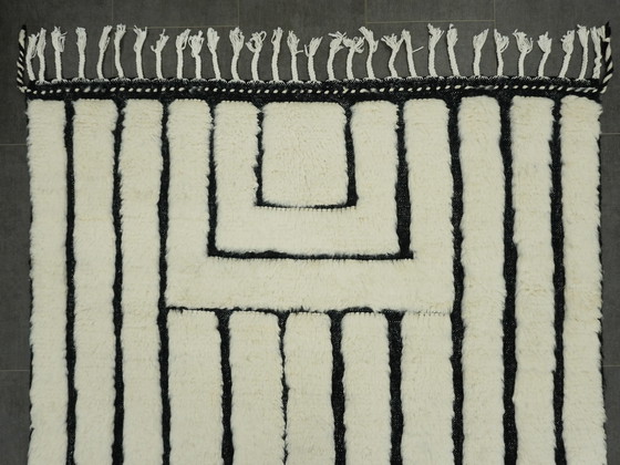 Image 1 of Tapis berbère - 257 Cm X 153 Cm - Laine blanche et noire