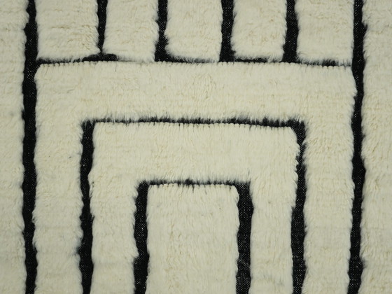 Image 1 of Tapis berbère - 257 Cm X 153 Cm - Laine blanche et noire