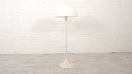 Image 1 of Lampadaire Vintage | Louis Poulsen | Panthella | Verner Panton