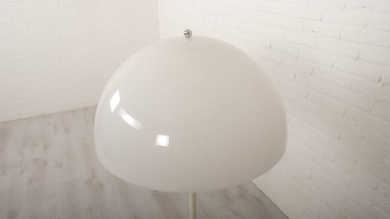 Image 1 of Lampadaire Vintage | Louis Poulsen | Panthella | Verner Panton