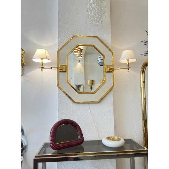 Image 1 of Miroir octogonal vintage en laiton et cuir avec lampes, Italie 1970